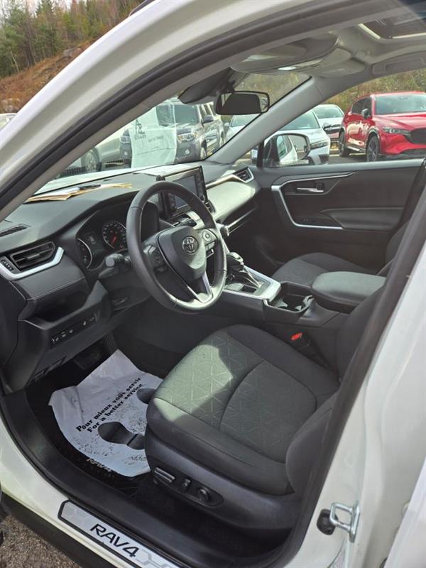 toyota RAV4 2021 - 13