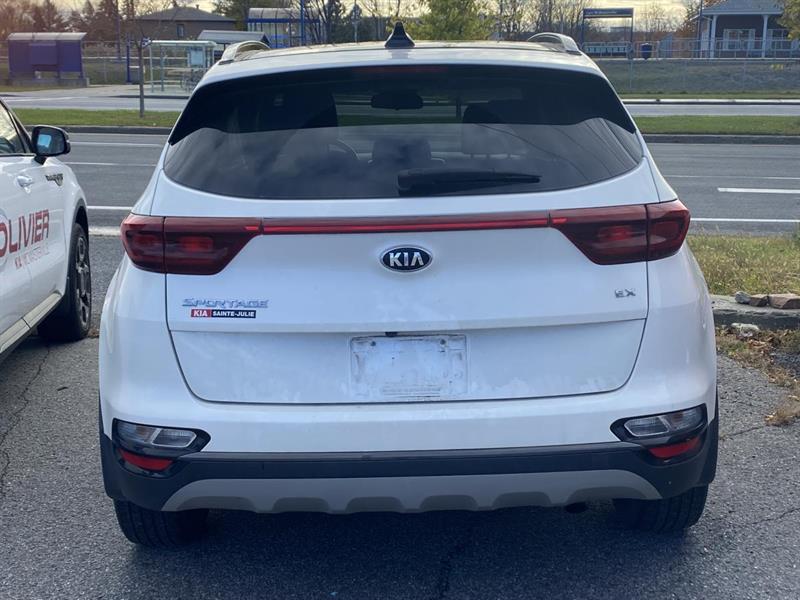 kia Sportage 2022 - 11