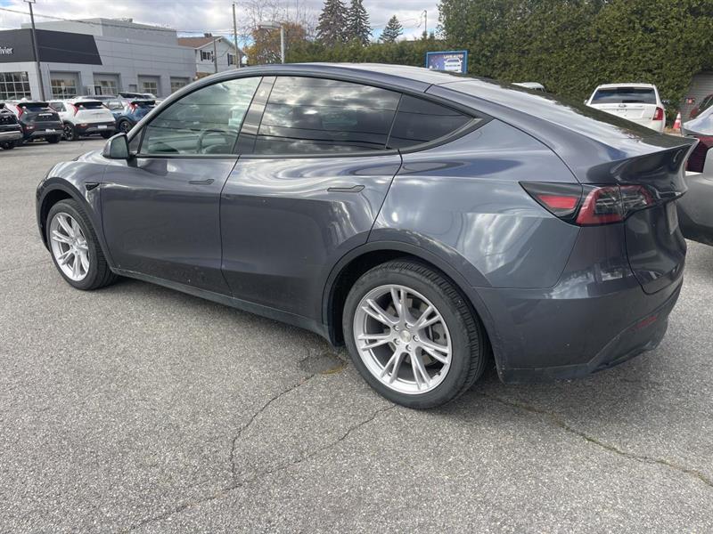 tesla Model Y 2023 - 7