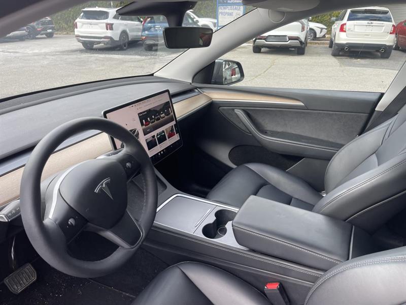 tesla Model Y 2023 - 23