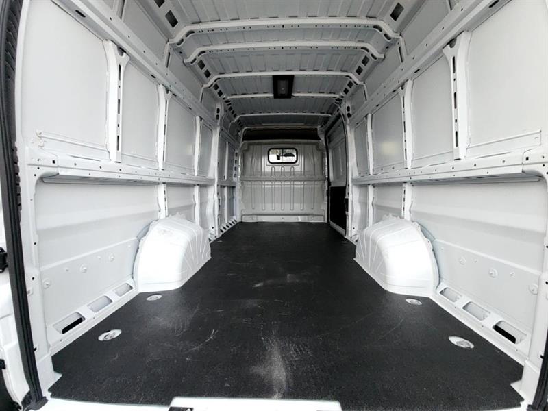 ram ProMaster 2025 - 8