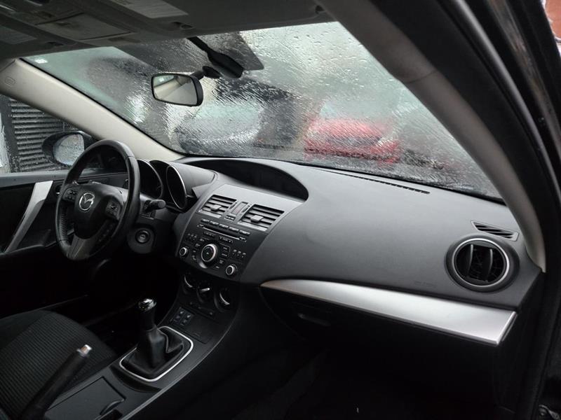 mazda Mazda3 2013 - 10