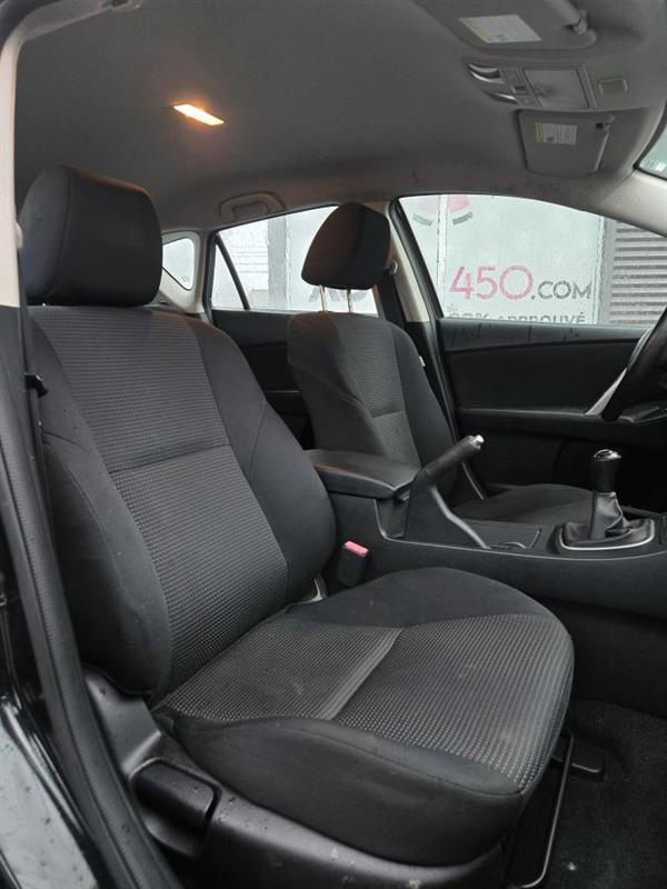 mazda Mazda3 2013 - 11