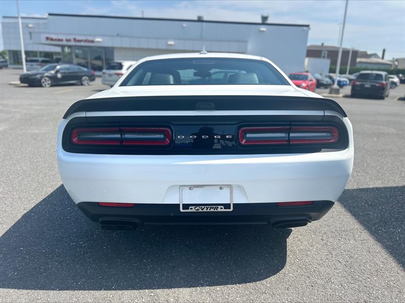 dodge Challenger 2023 - 12