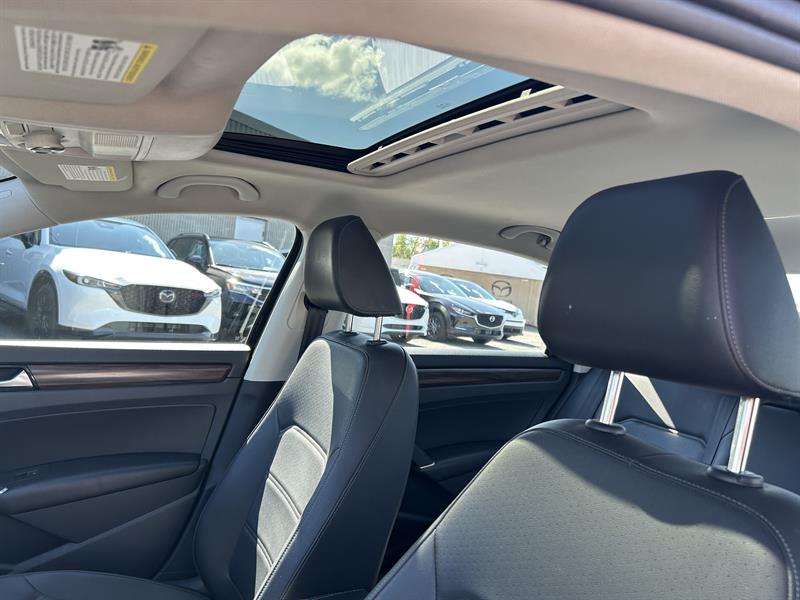 volkswagen Passat 2022 - 15