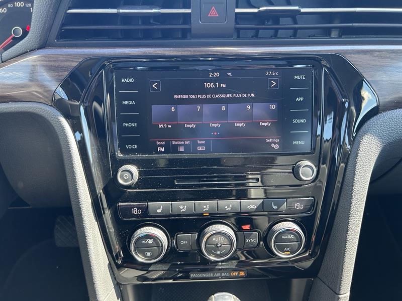 volkswagen Passat 2022 - 25