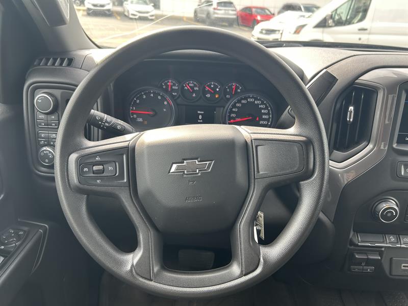 chevrolet Silverado 1500 2019 - 17