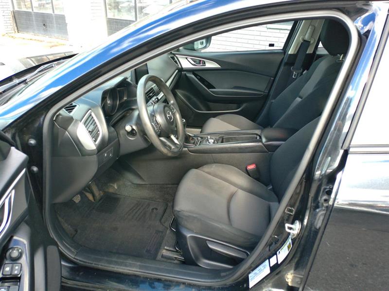 mazda Mazda3 2017 - 9