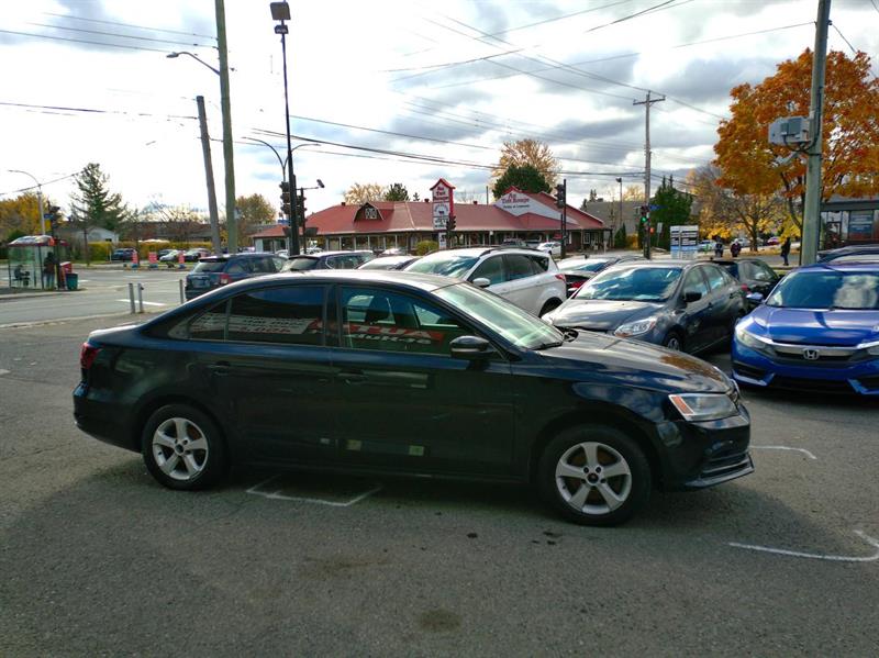 volkswagen Jetta 2016 - 4