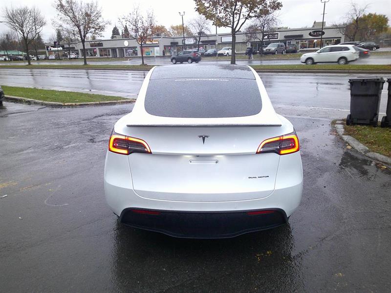 tesla Model Y 2021 - 4