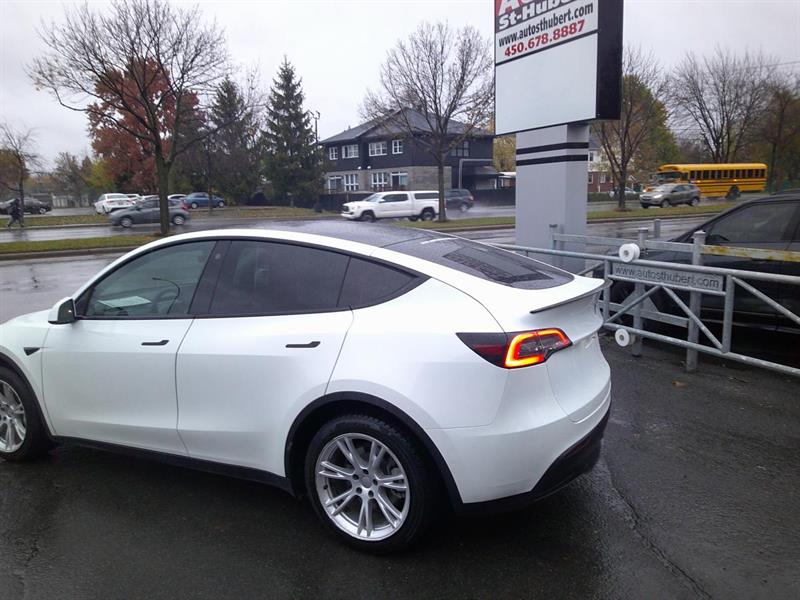 tesla Model Y 2021 - 5