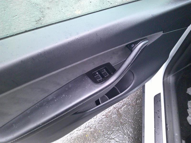 tesla Model Y 2021 - 14