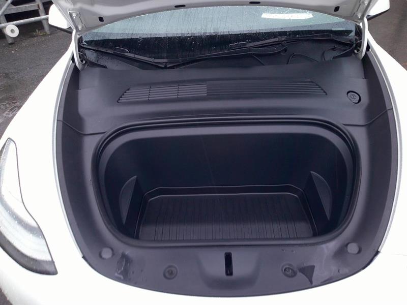 tesla Model Y 2021 - 18