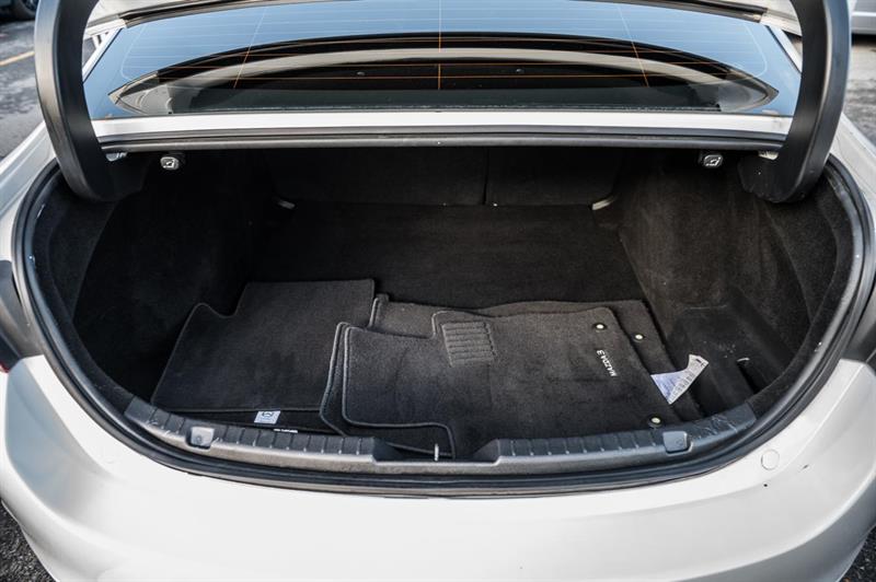 mazda Mazda3 2023 - 11