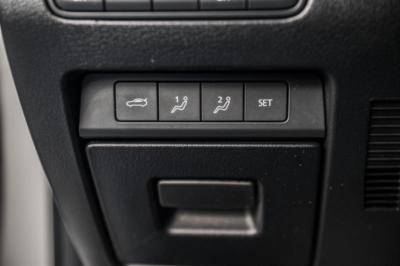 mazda Mazda3 2023 - 17