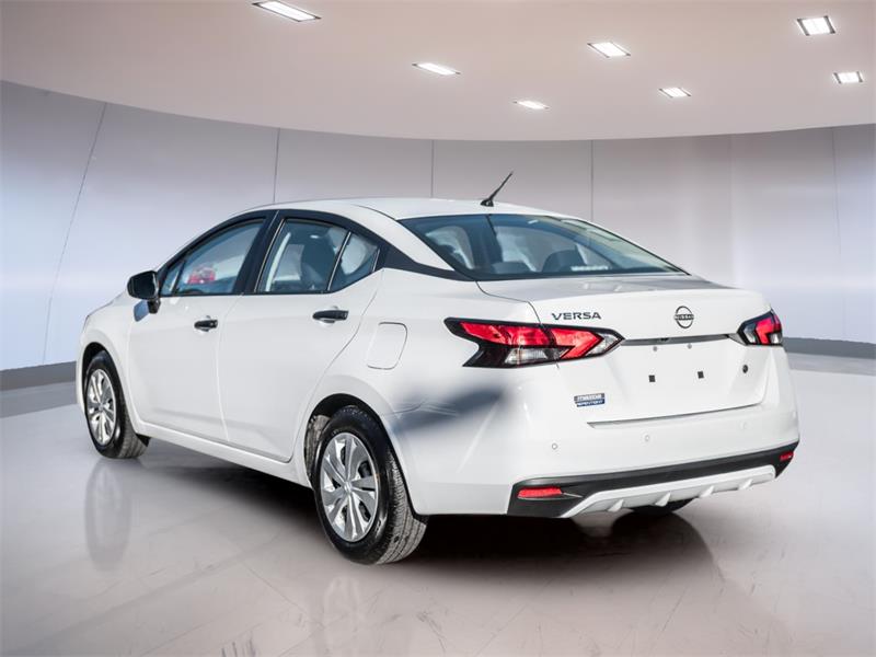 nissan Versa 2023 - 7