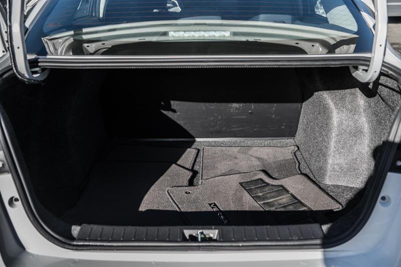 nissan Versa 2023 - 10