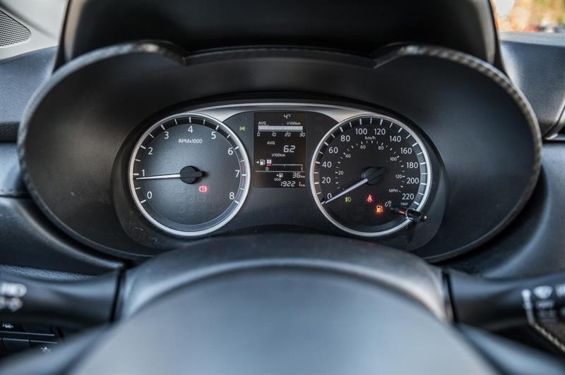 nissan Versa 2023 - 16