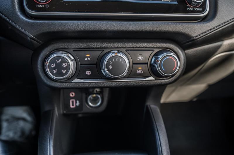 nissan Versa 2023 - 19