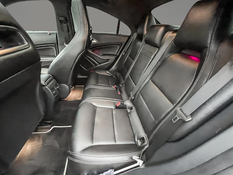 mercedes-benz CLA 2018 - 22