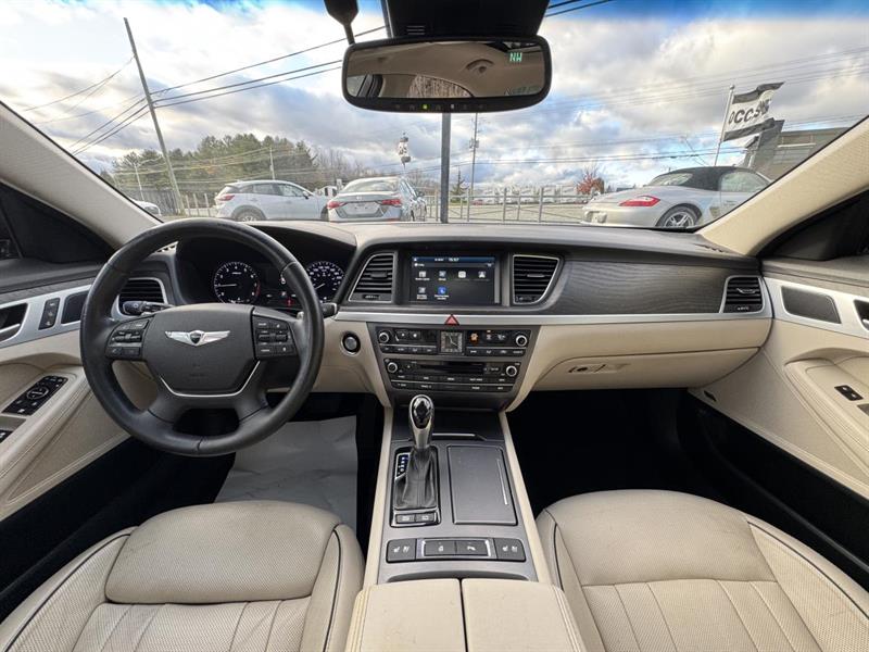 hyundai Genesis 2015 - 19