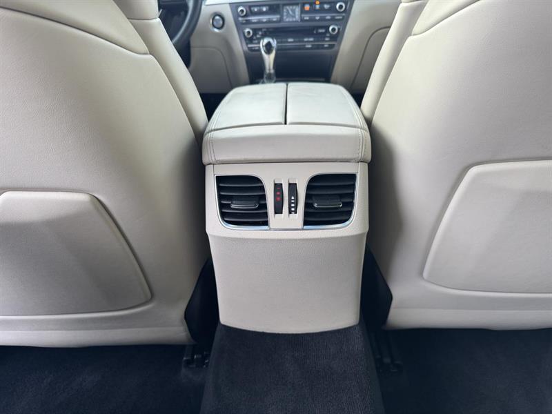 hyundai Genesis 2015 - 33