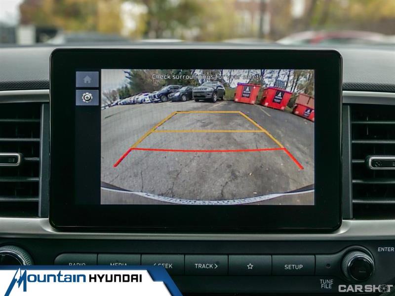 hyundai Venue 2023 - 25