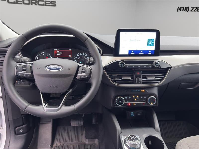 ford Escape 2022 - 14