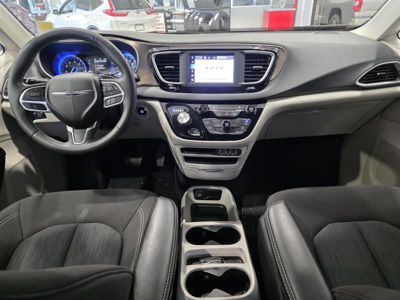 chrysler Grand Caravan 2022 - 17