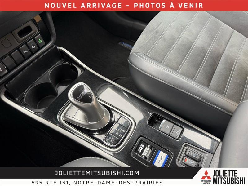 mitsubishi Outlander PHEV 2022 - 13