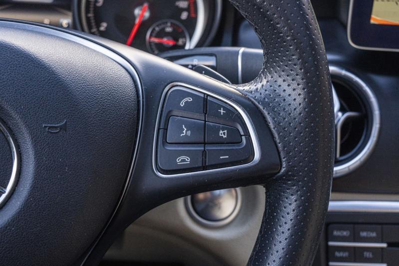 mercedes-benz CLA 2018 - 19