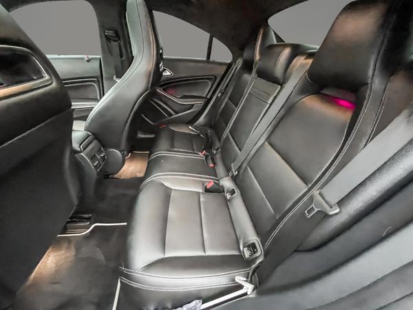mercedes-benz CLA 2018 - 22