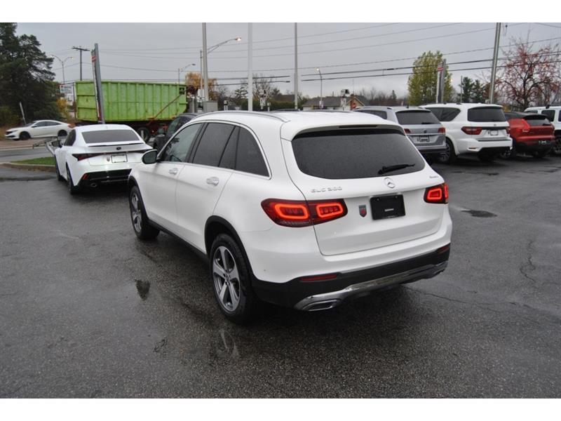 mercedes-benz GLC 2022 - 3