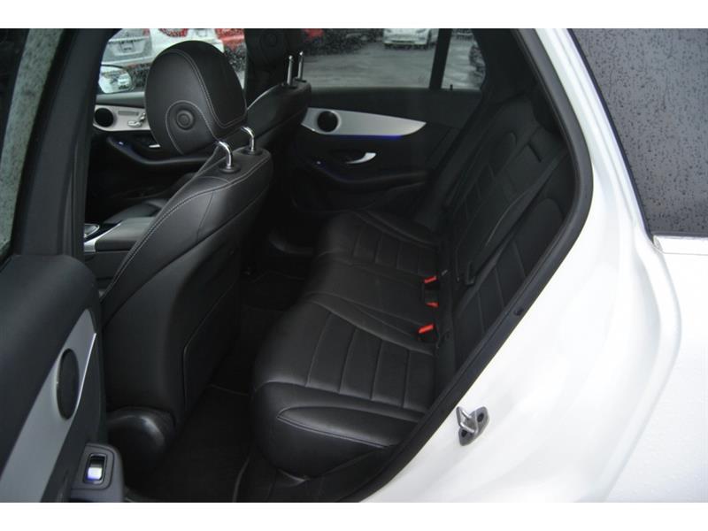 mercedes-benz GLC 2022 - 10