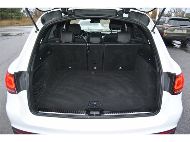 mercedes-benz GLC 2022 - 11