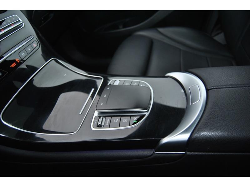 mercedes-benz GLC 2022 - 21