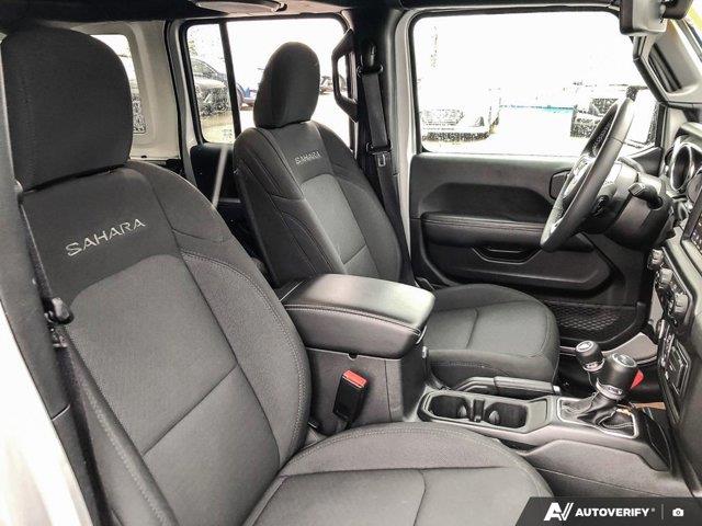 jeep Wrangler 2023 - 21