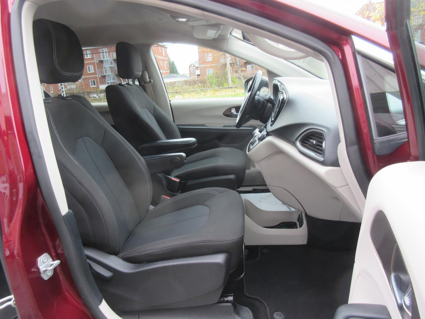 chrysler Grand Caravan 2021 - 21