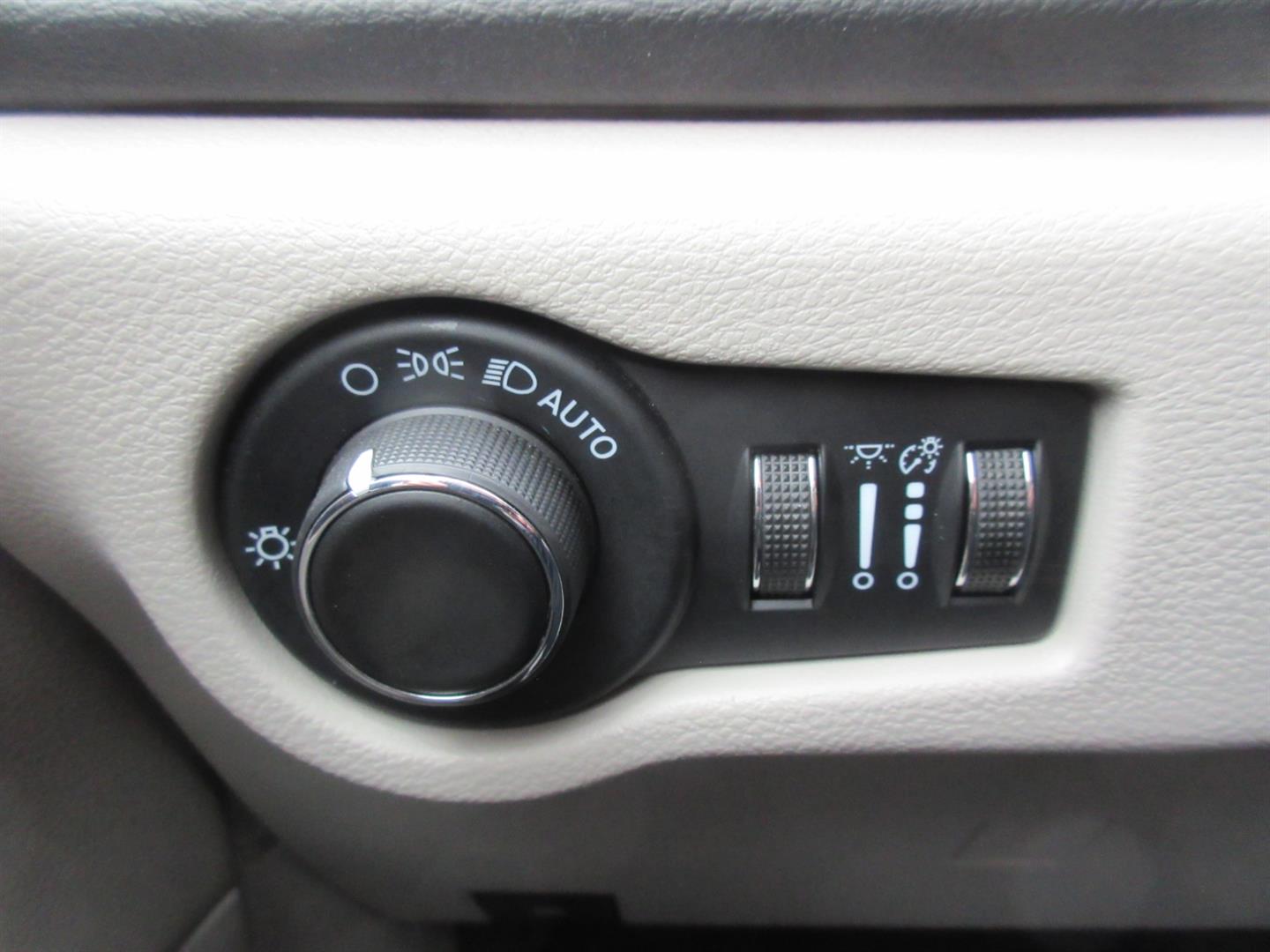 chrysler Grand Caravan 2021 - 23