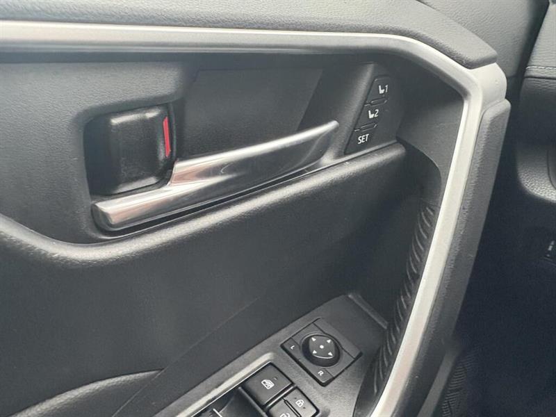 toyota RAV4 2023 - 12