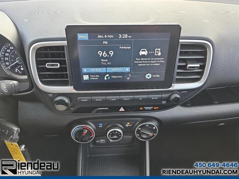 hyundai Venue 2022 - 16