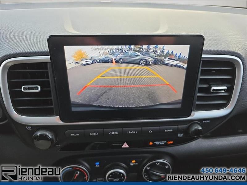 hyundai Venue 2022 - 17