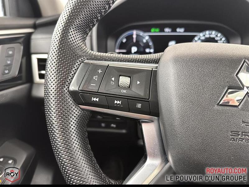 mitsubishi Outlander PHEV 2023 - 12