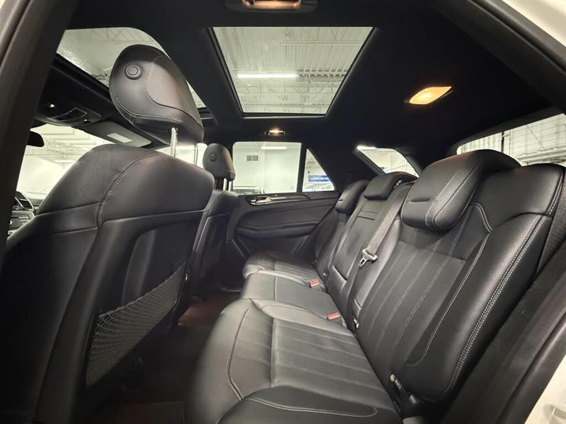 mercedes-benz GLE-Class 2018 - 17