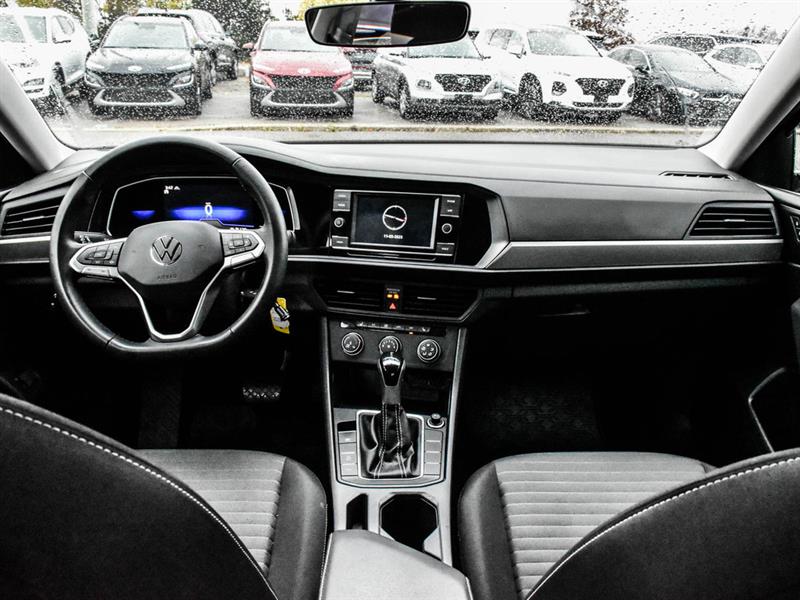 volkswagen Jetta 2023 - 16