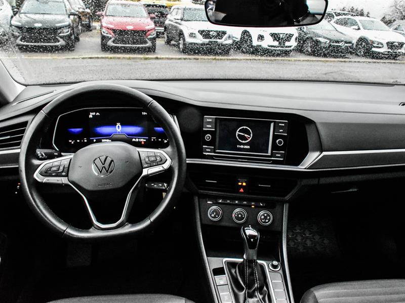 volkswagen Jetta 2023 - 17