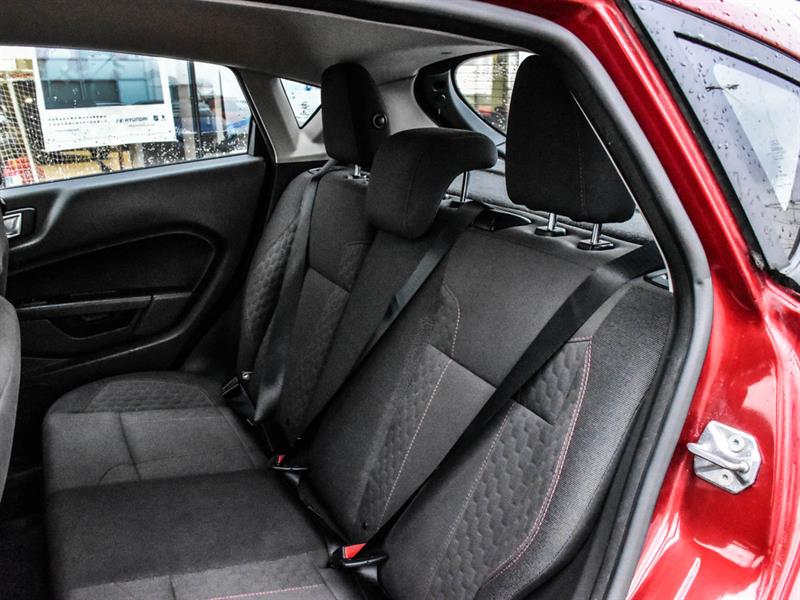 ford Fiesta 2015 - 14