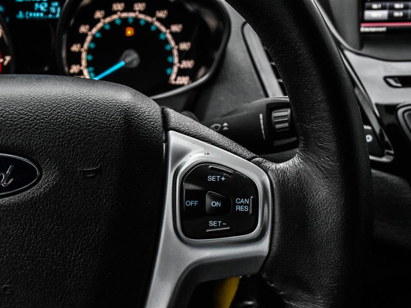 ford Fiesta 2015 - 20