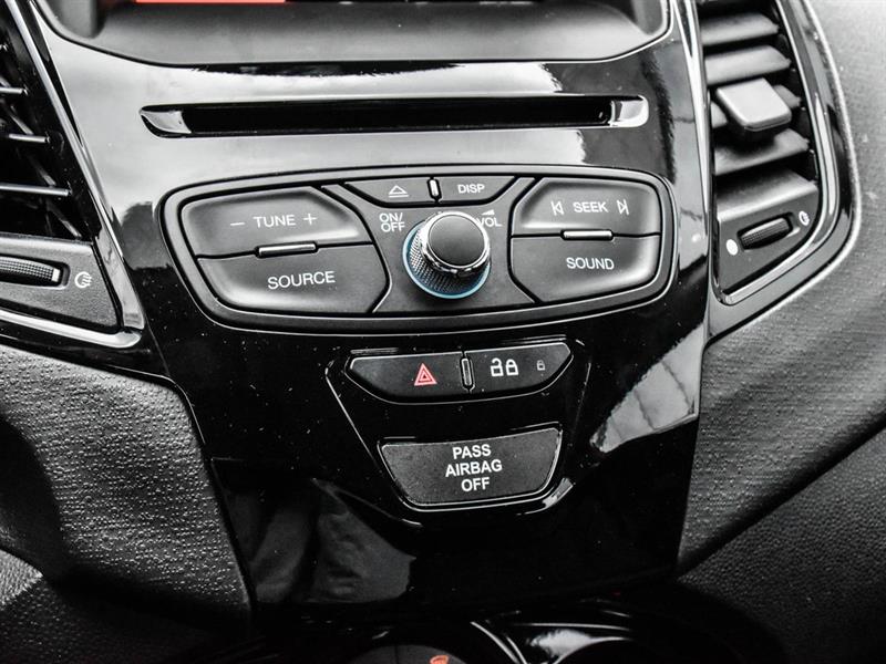 ford Fiesta 2015 - 22