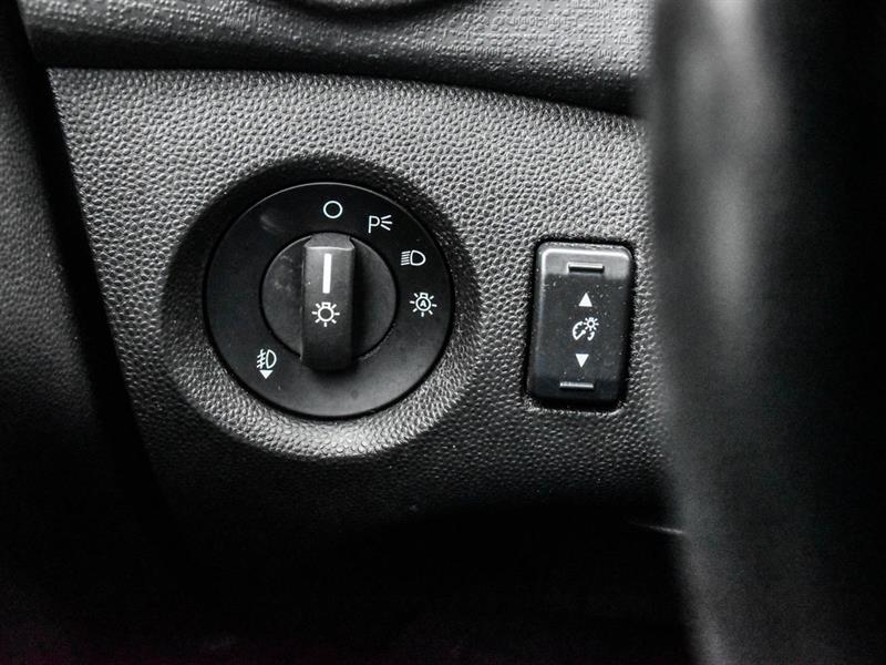 ford Fiesta 2015 - 25